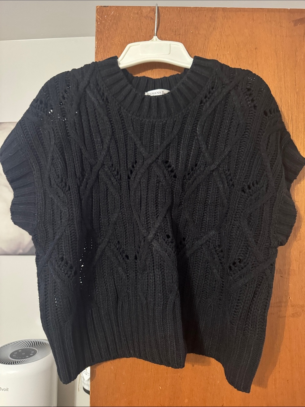 Zenana Women’s Black Cable-Knit Short Sleeve Sweater